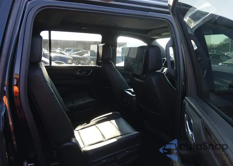 2021 Chevrolet Suburban 4Wd Z71 z USA, uszkodzony, nr VIN 1GNSKDKD1MR381487